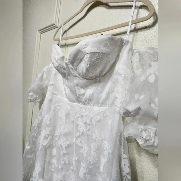 Lulu's Romantic Dedication White Floral Off-the-Shoulder Gown Wedding Party - Picture 9 of 12